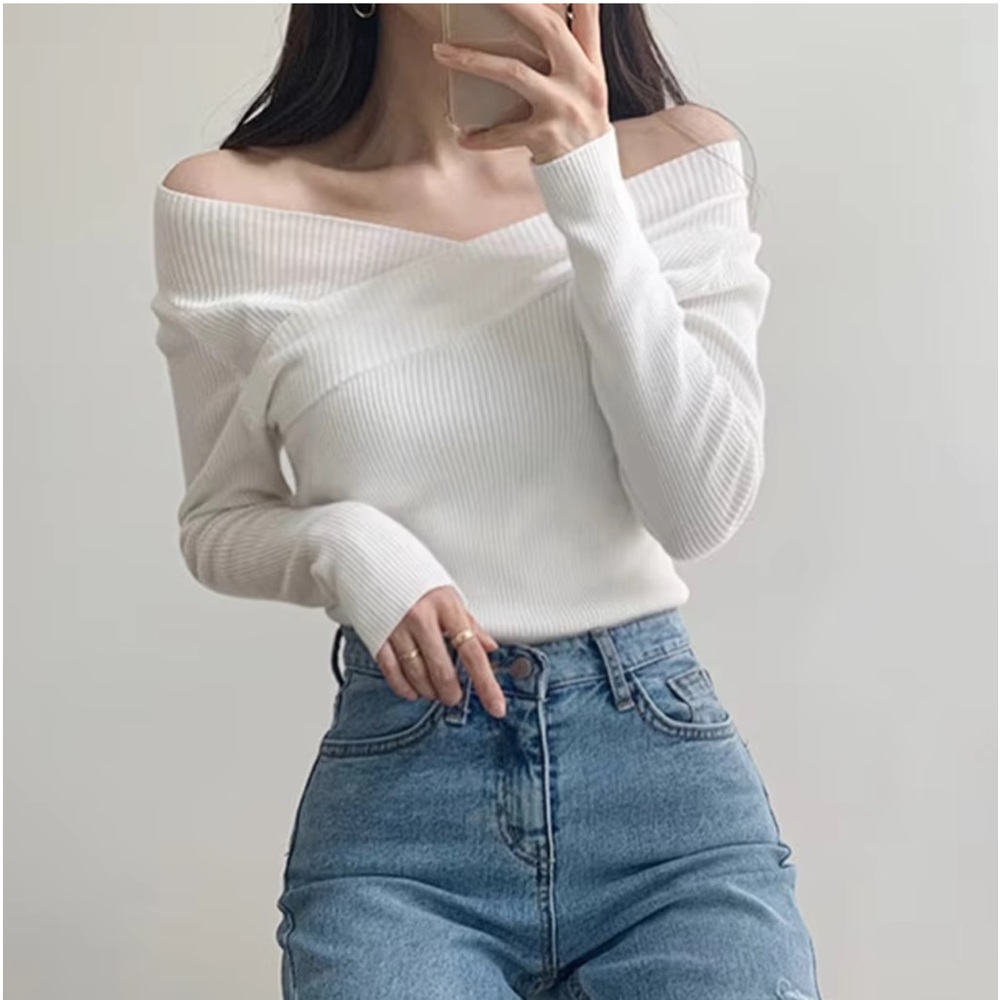 New York & Co. Autumn Winter Off The Shoulder Solid Cream Color Knit. S (135A)